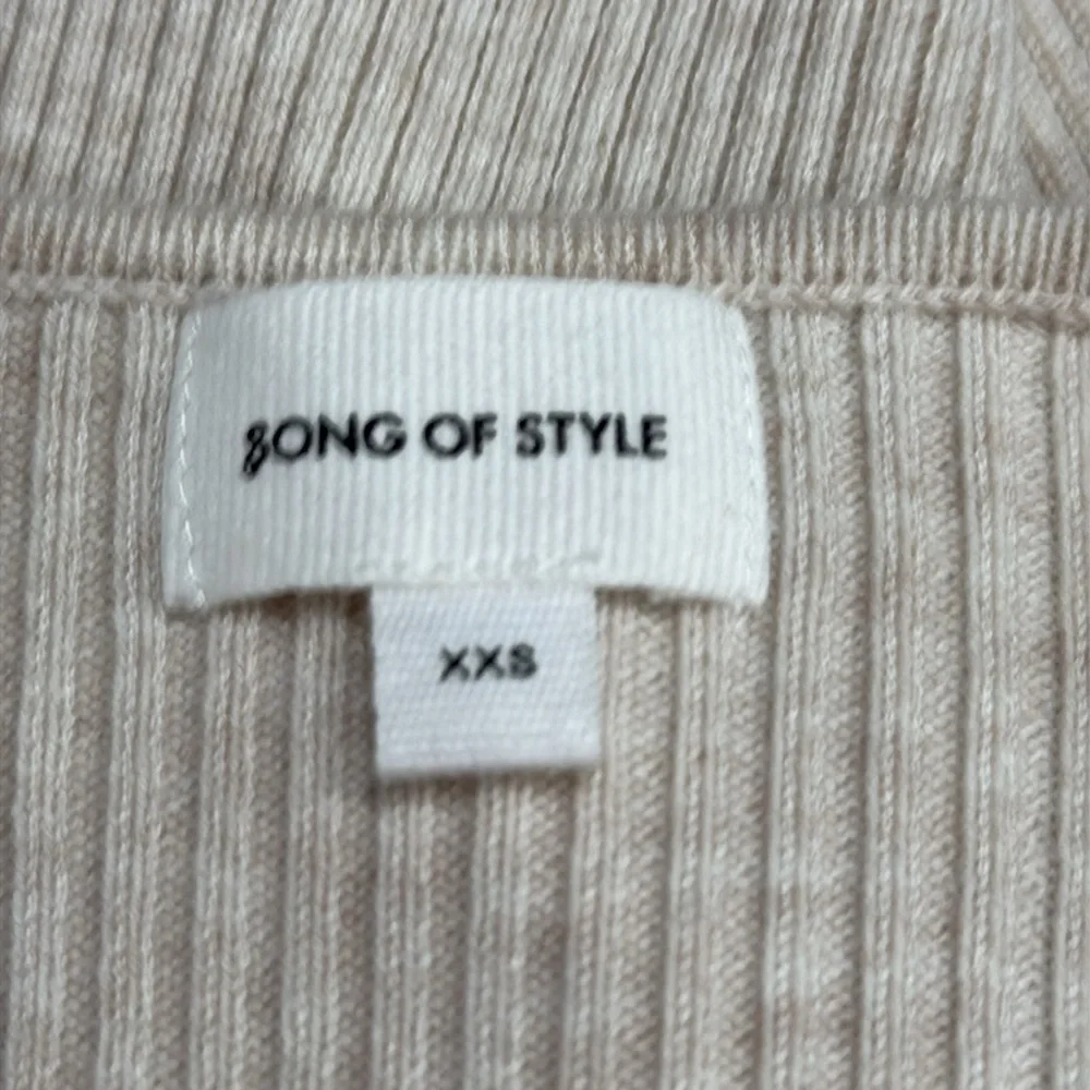 Song of Style Beige Off-Shoulder Sweater - Picture 7 of 8